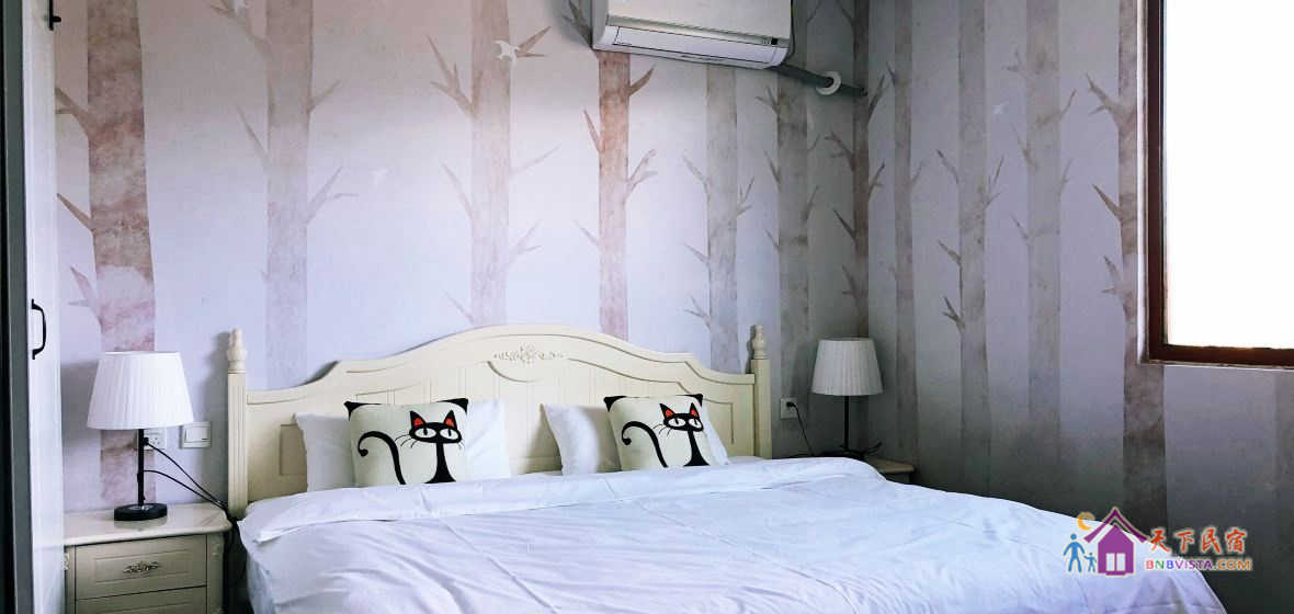 豪华山景大床房