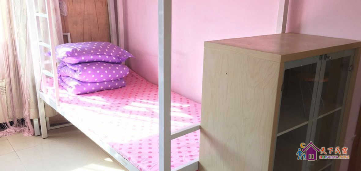 女生八人床位房