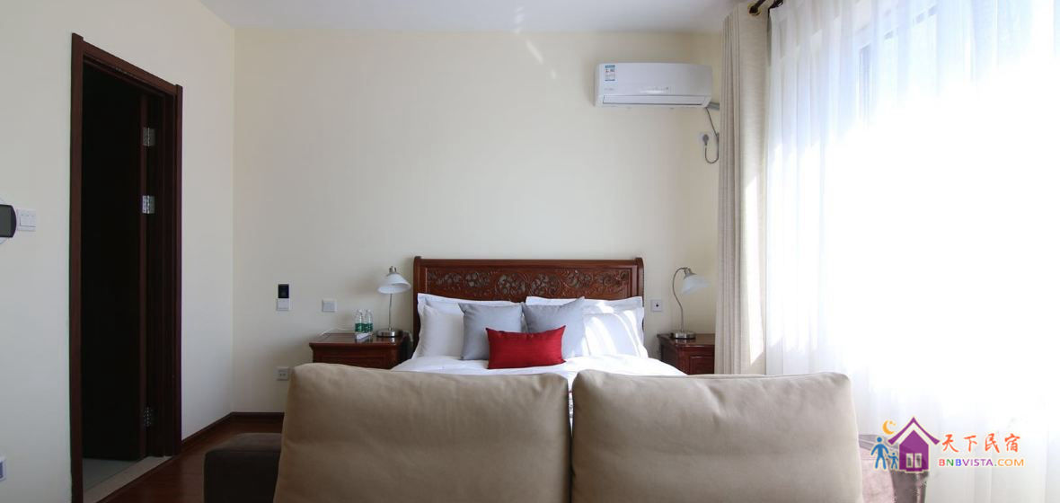 檀香复古大床房