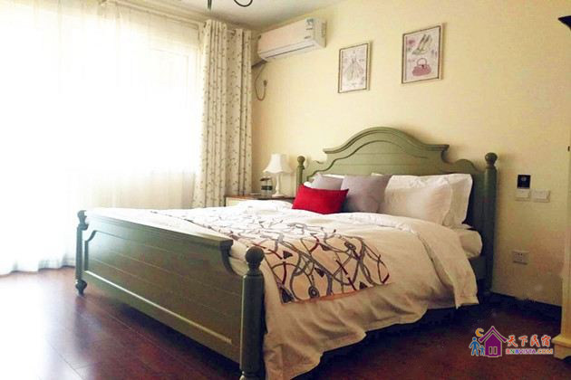 蓝色风情平层两居叠院