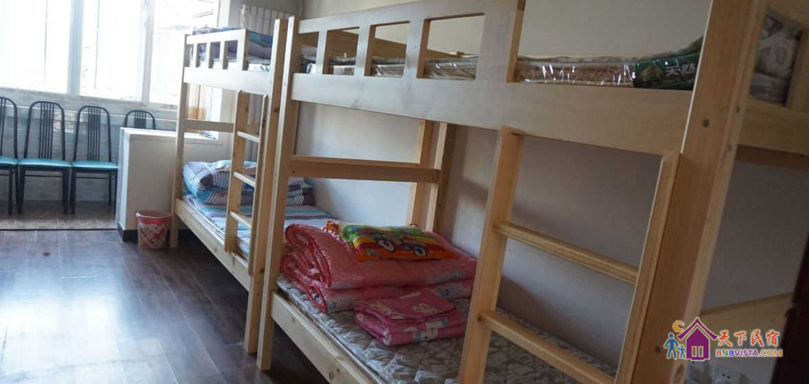 女生九人房(床位)