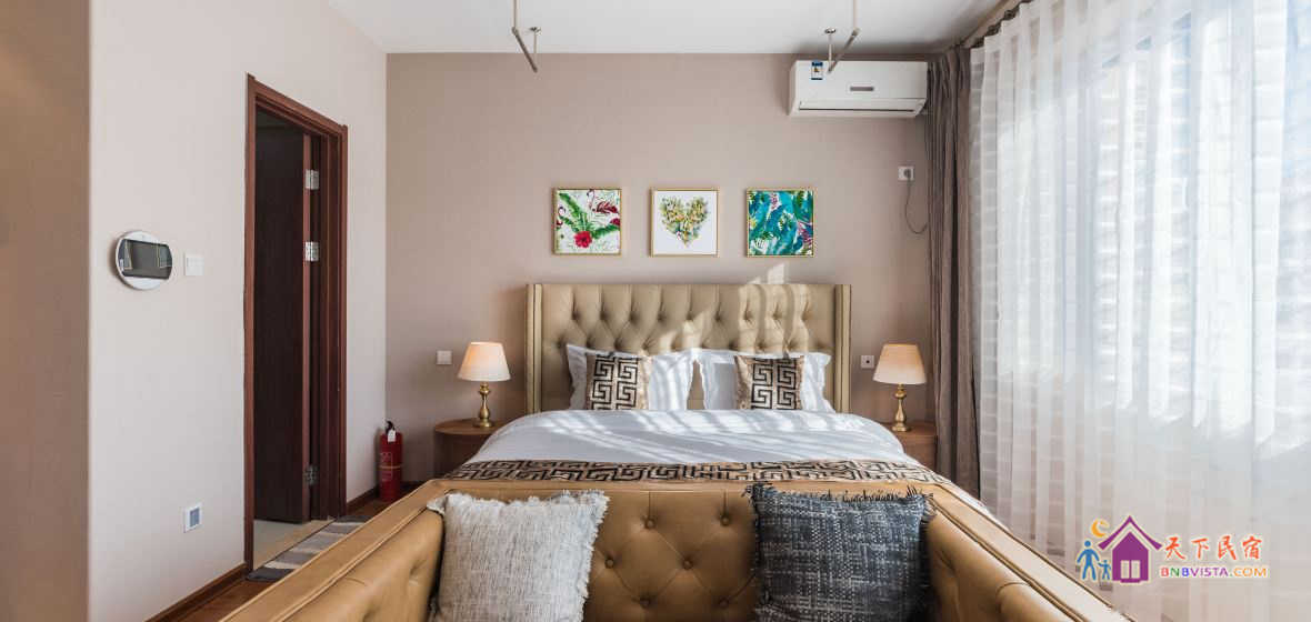 观景豪华大床房