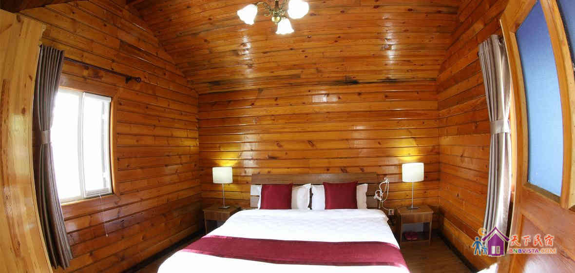 高级四人大床私汤小院