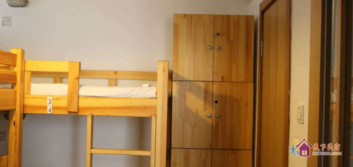 四人间床位(公共卫浴)