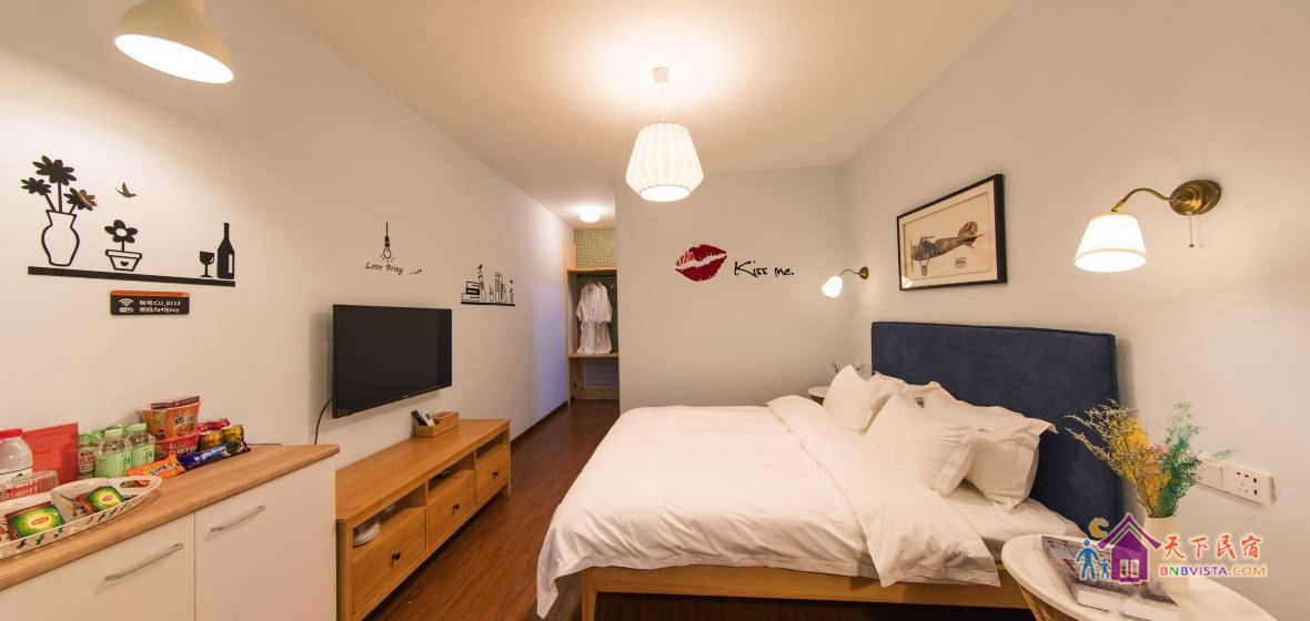 豪华庭院大床房