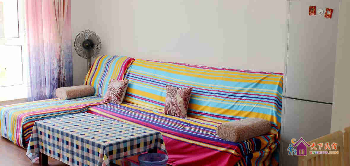 温馨3卧A套公寓