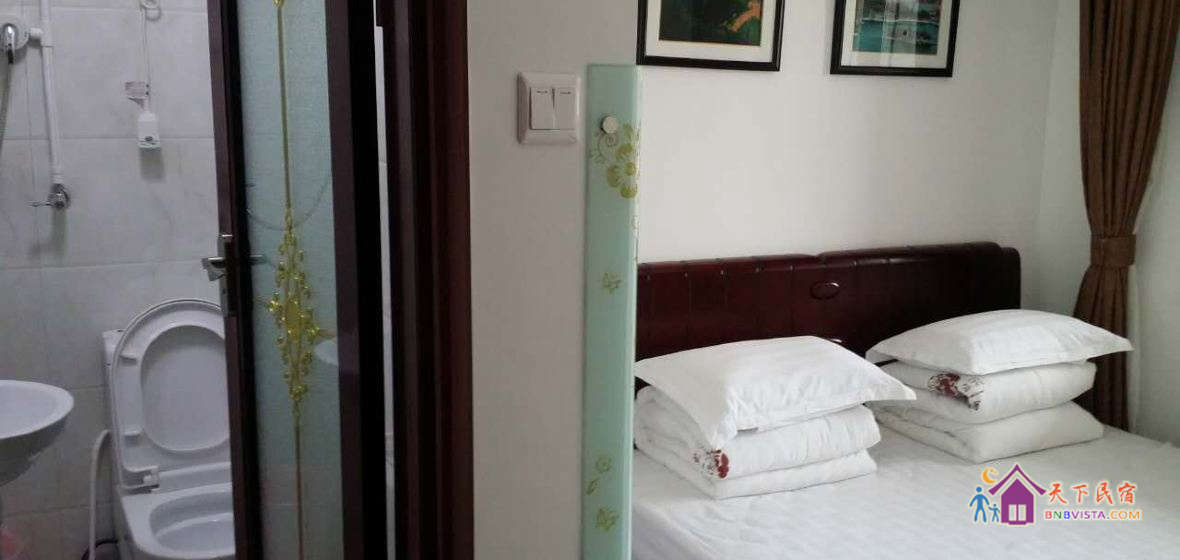 大床房(公共卫浴)