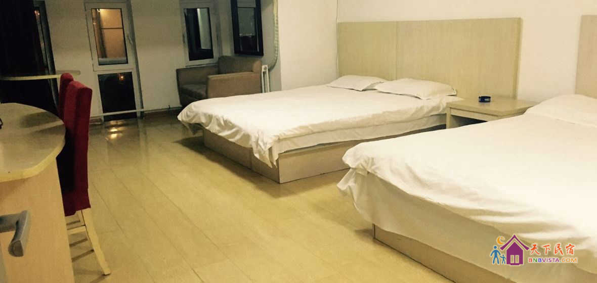 标准双床四人间