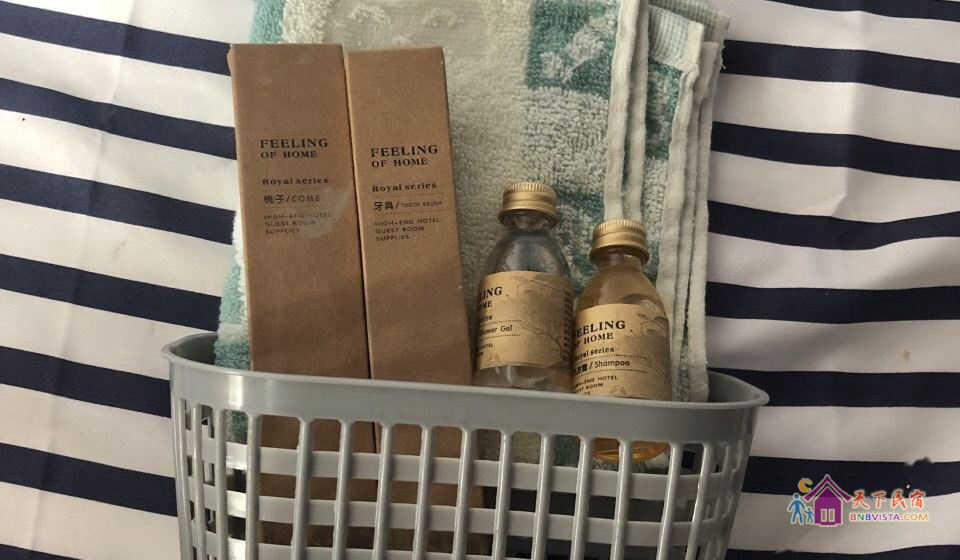 高级太空舱(无窗)(公共卫浴)