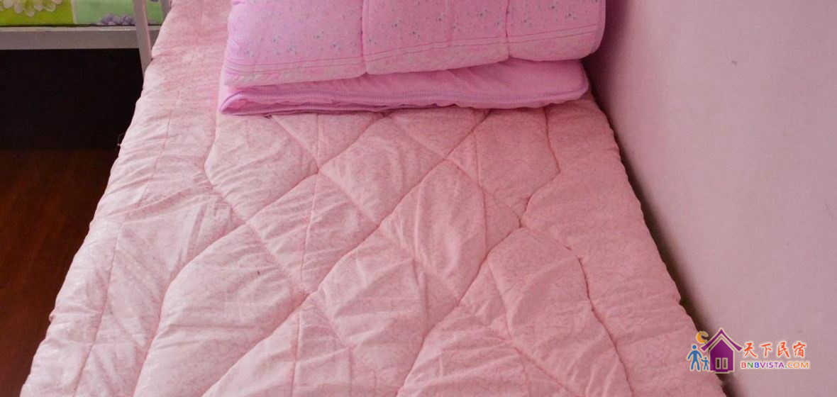 男生八人间床位