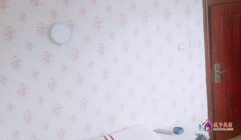 大床房B(公共卫生间)