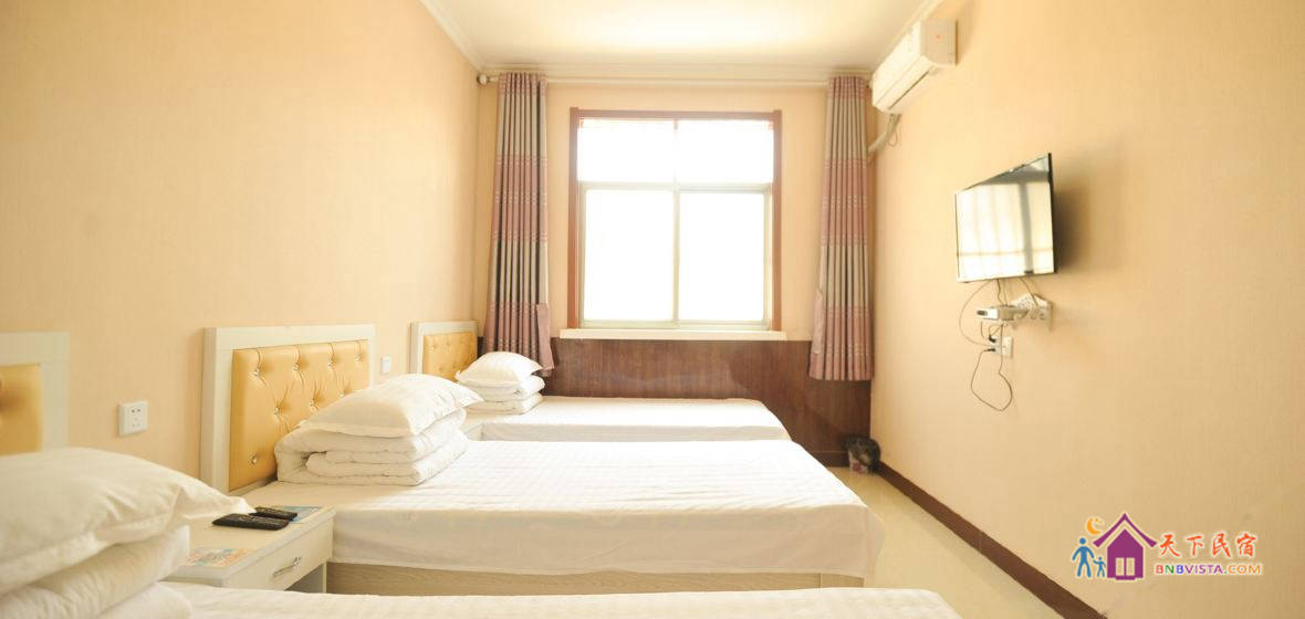 标准三人间(床位)