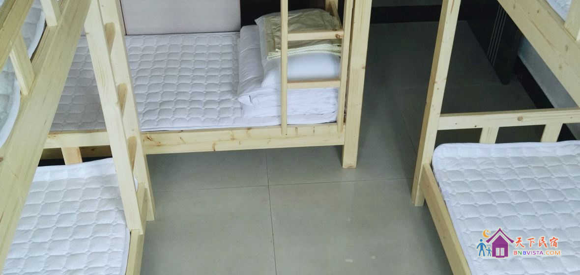 六人间床位