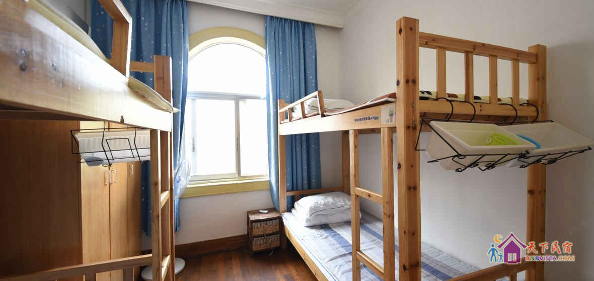 女生四人间(床位)