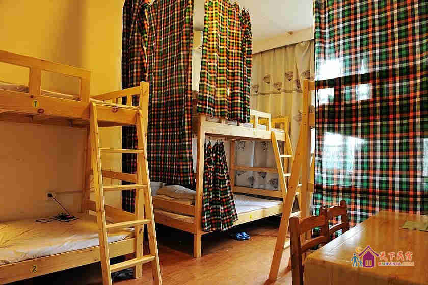 女生六人床位房