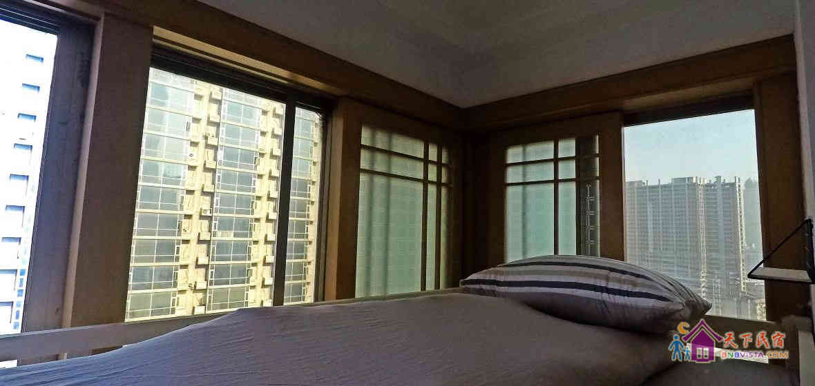 女生八人间(床位)