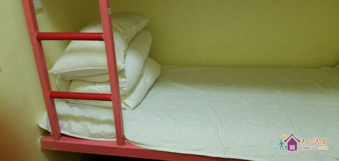 女生六人间(床位房)