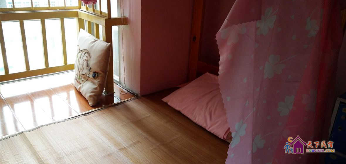 粉色四人间(床位)(公共卫浴)