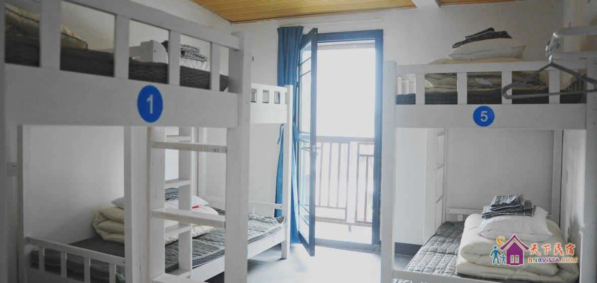 落日 男生六人房