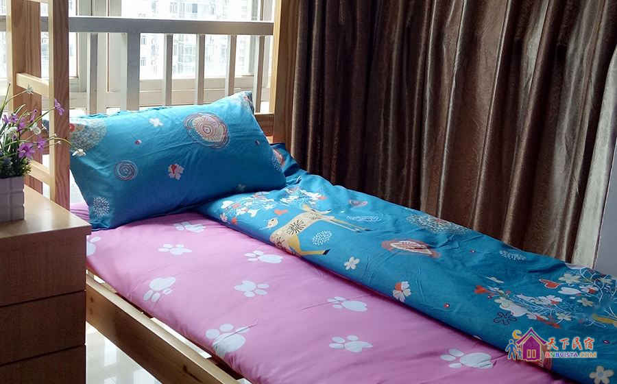 温馨六人间(床位房)