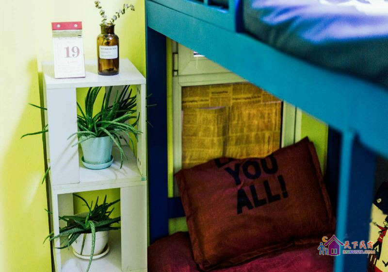 太平街男生2人间