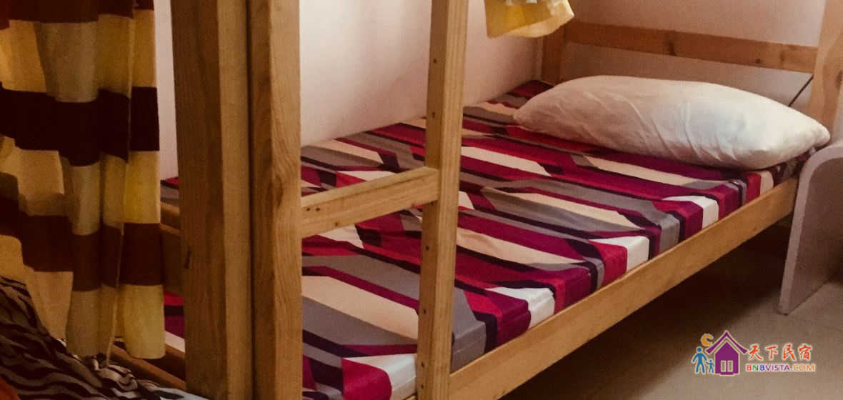 男生六人床位房