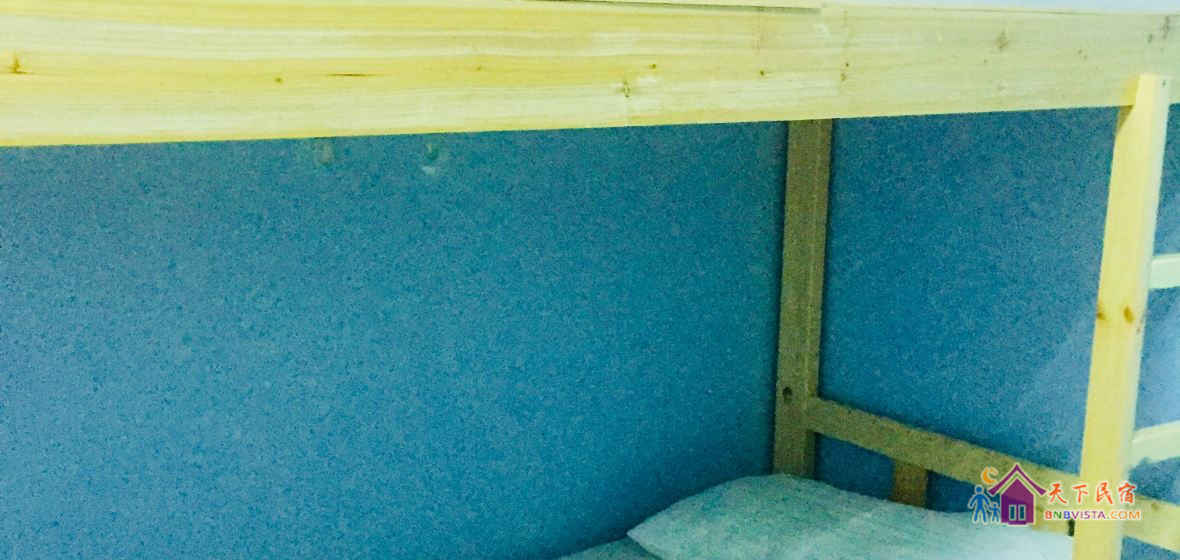 女生六人间(床位)