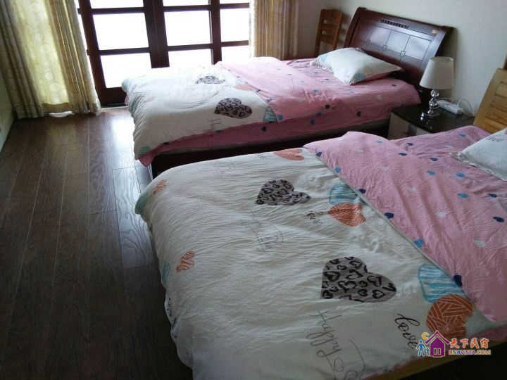 标准豪华双人间