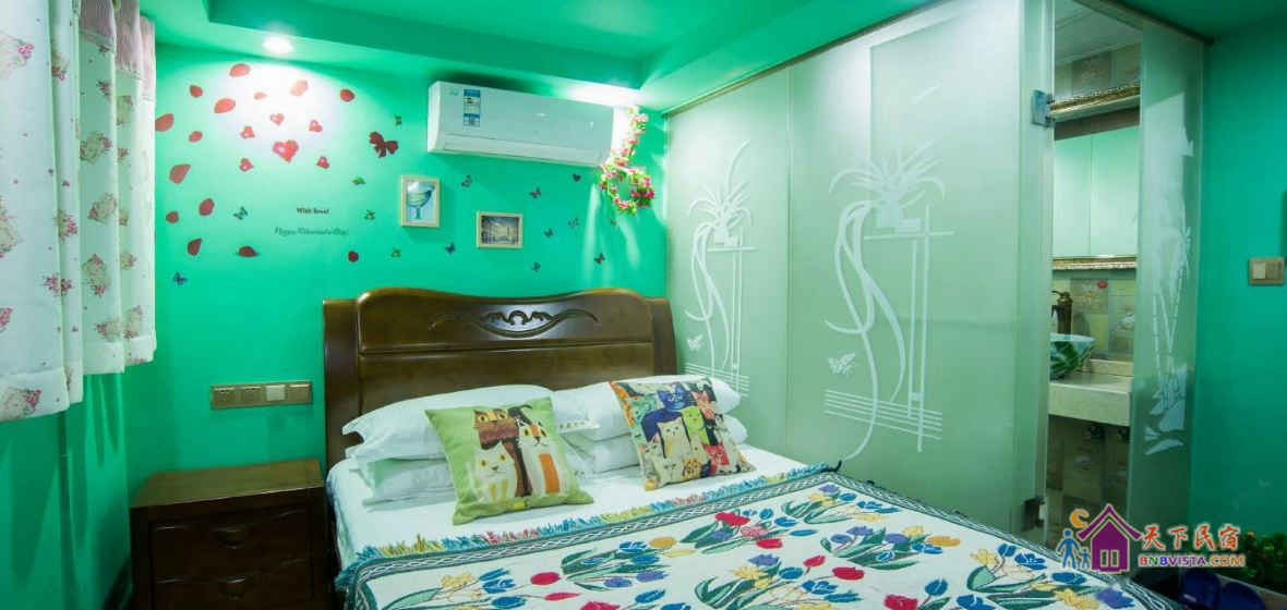 精品主题大床房