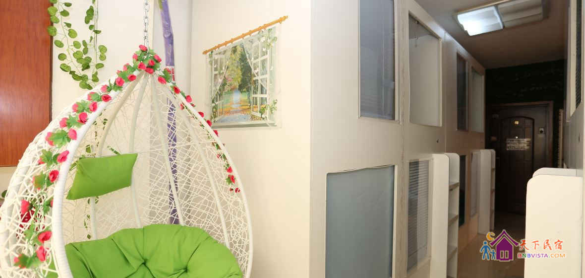 豪华男生舱(床位)(公共卫浴)