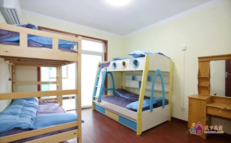 空调他方女生四人间