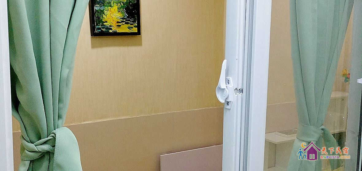 内窗温馨单人间