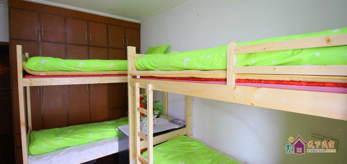 女生四人间（床位）