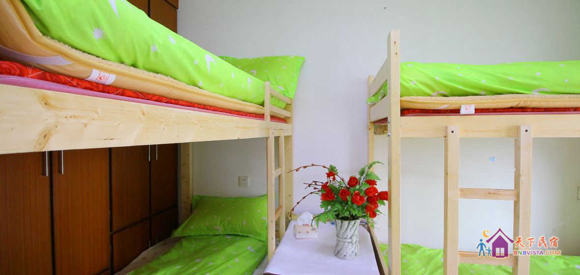 男生四人间（床位）