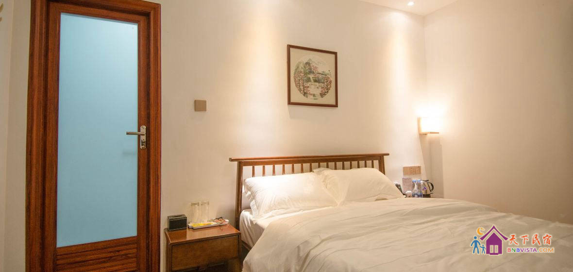 金山古松大床房