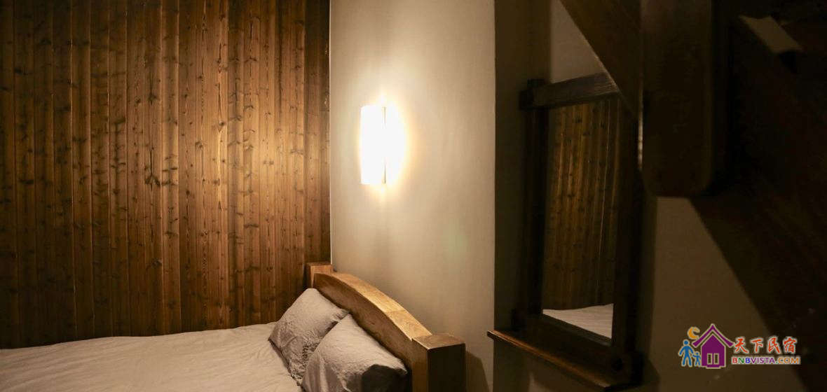 院落阁楼双床间