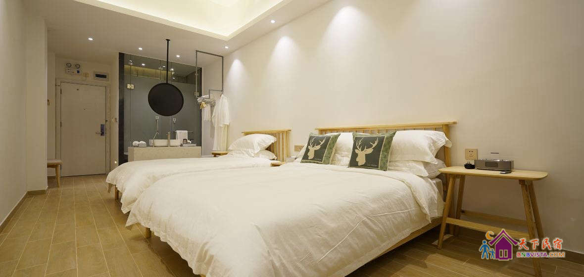 落地阳光家庭套房