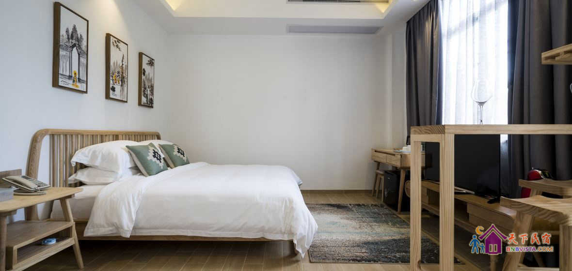 阳光浴缸大床房