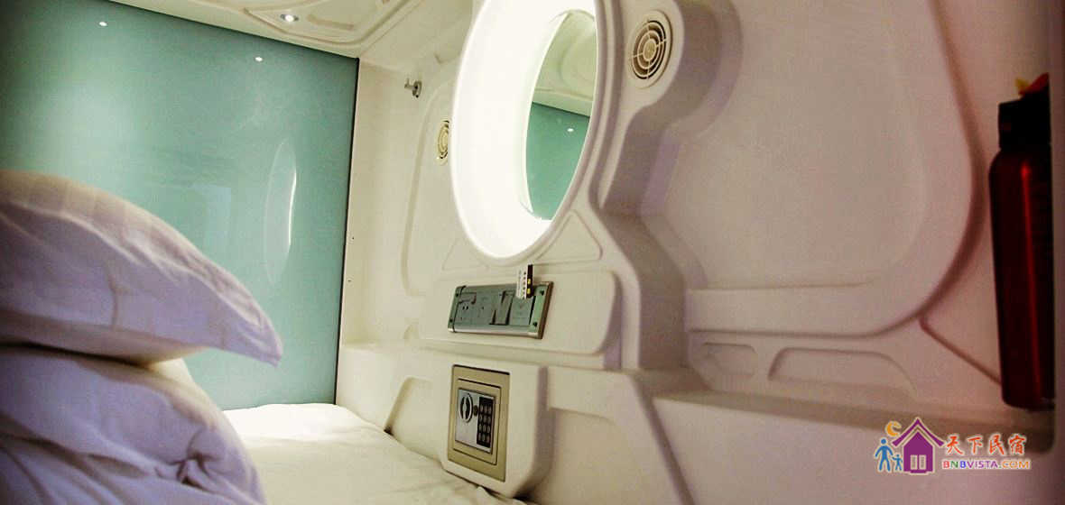 时尚竖舱(床位)