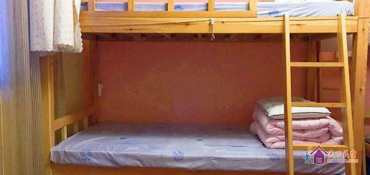 男生四人间(床位)