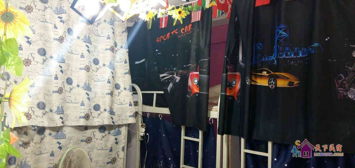 男生六人间(床位)