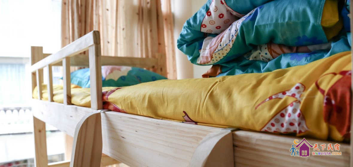 男生十人间(床位)