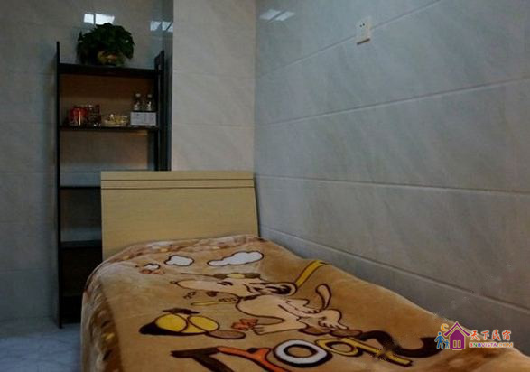 小床单人间(公卫)