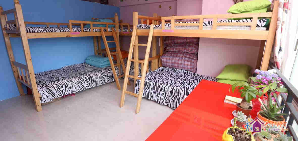 女生六人间(床位)