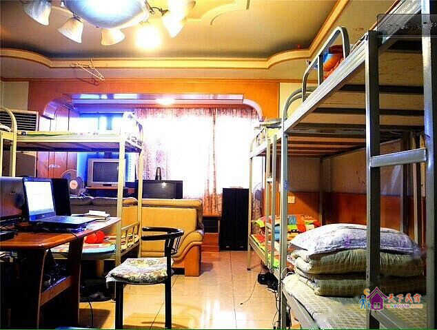 男生十人间(床位房)
