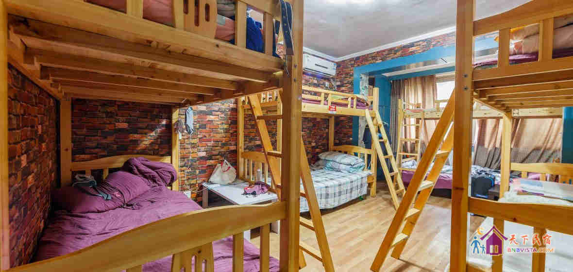 男女混合独卫空调八人房(床位)