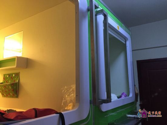 我想静静标准竖舱四人间(床位)