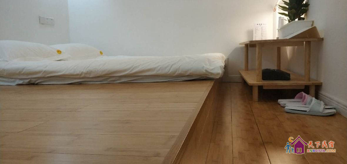 花园榻榻米大床房