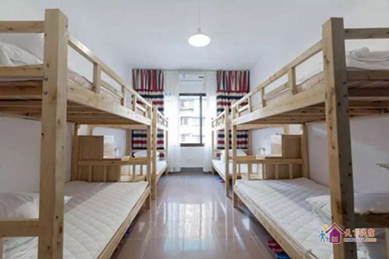 舒适空调8人间(床位)