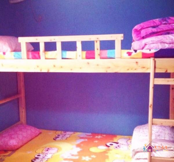 男生六人间(床位房)